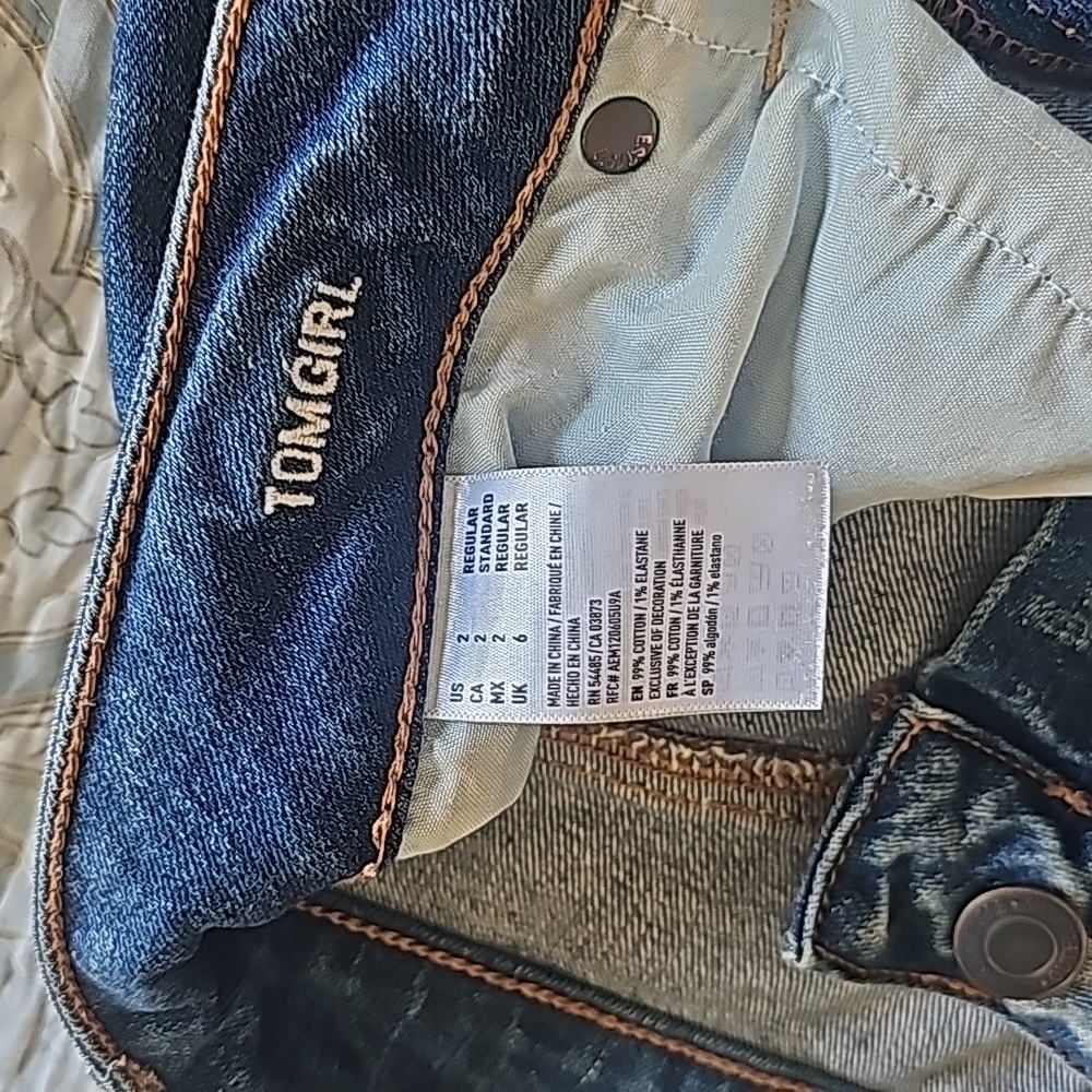 Jeans - Picture 3 of 4